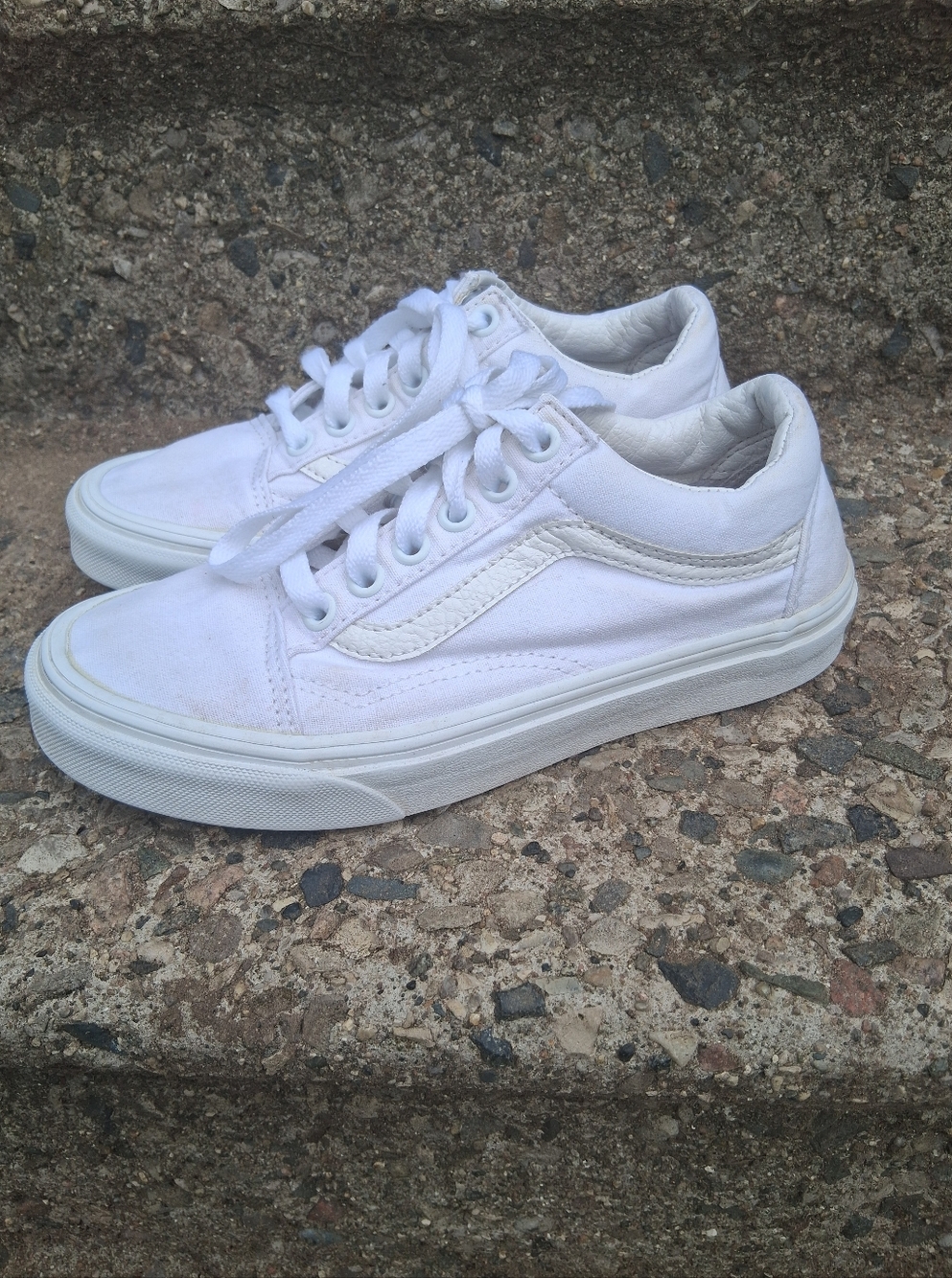 3.5Y All-White Vans